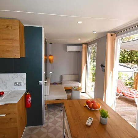 Campingplads Camping La Baume La Palmeraie Fréjus